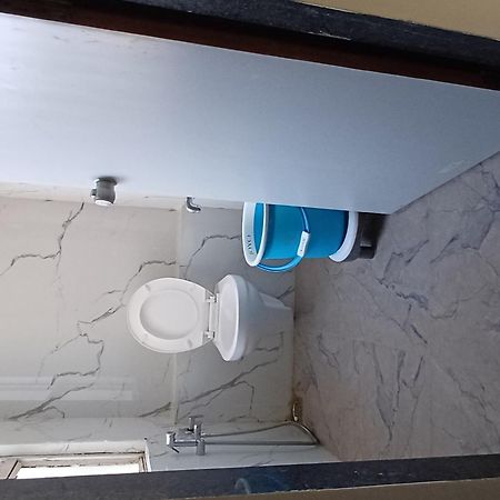 Hotel Phoniex Ahmadabad Zewnętrze zdjęcie